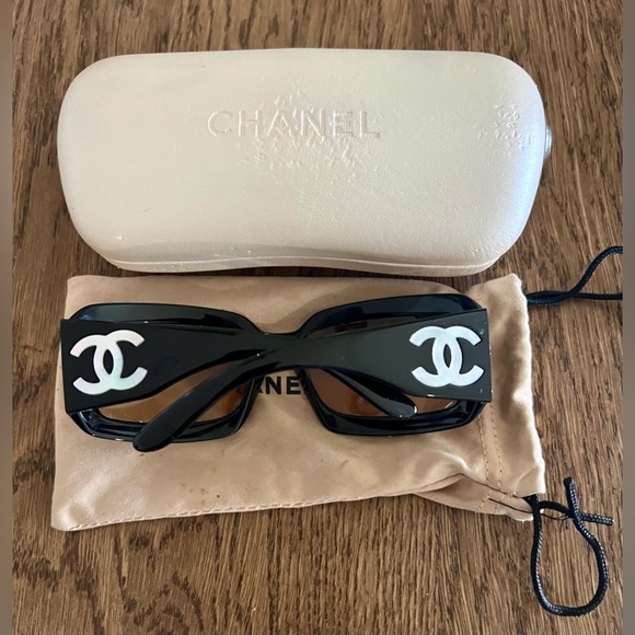 Chanel Sunglasses, Authentic, black frames with logos on and authentic case. - Picture 5 of 16
